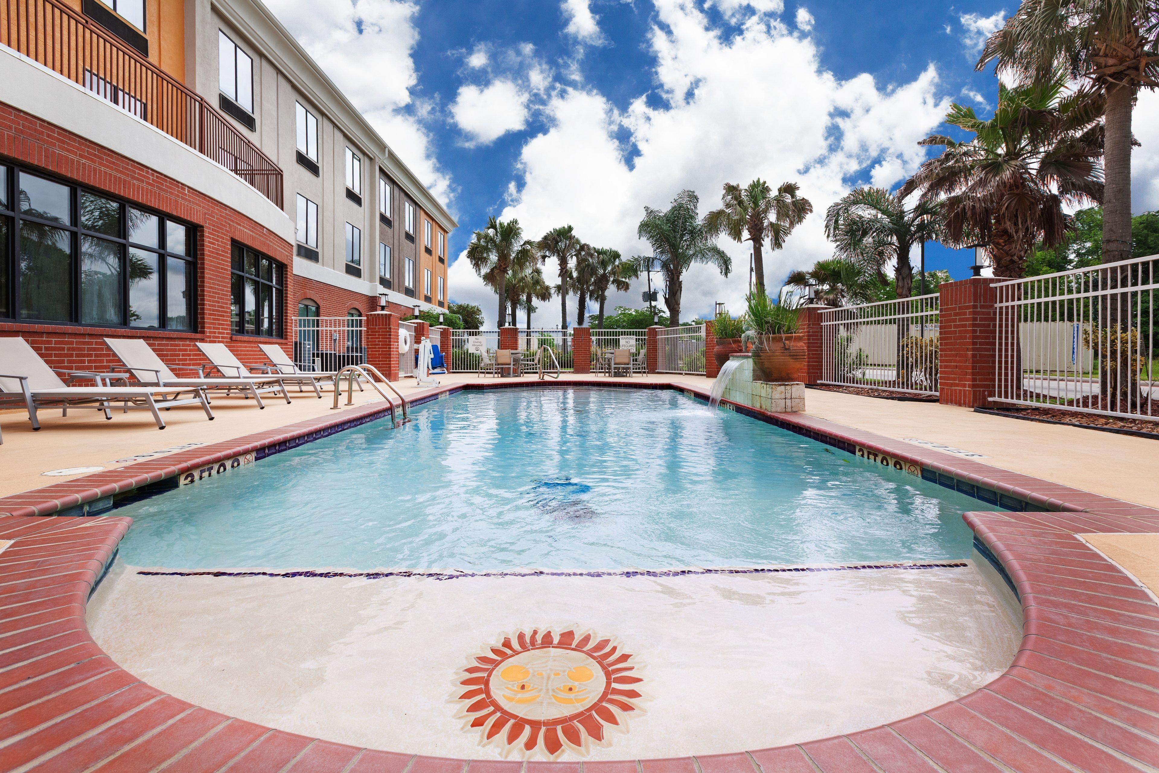 Holiday Inn Express Hotel And Suites Orange, An Ihg Hotel Esterno foto